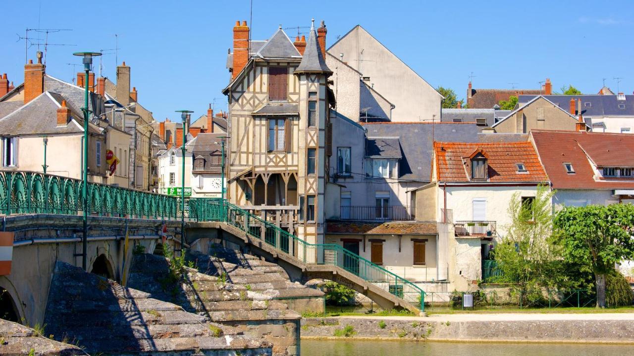 Little Factory - T2 Avec Parking Apartment Vierzon Exterior photo